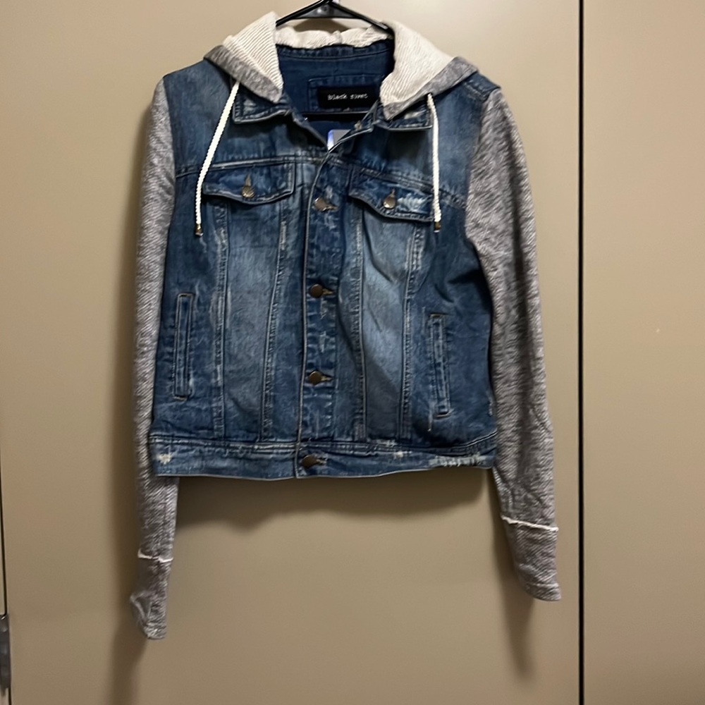 Ladies Blue Denim Hoodie Jacket. Size L. New!!